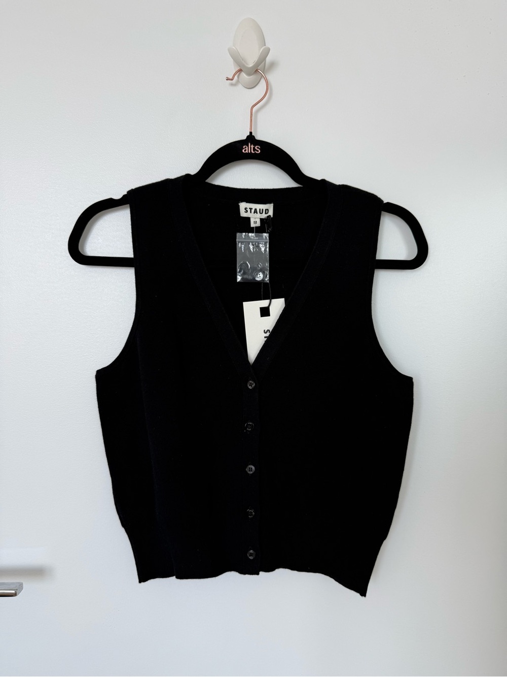 STAUD Ficus Vest - Picture 2 of 5